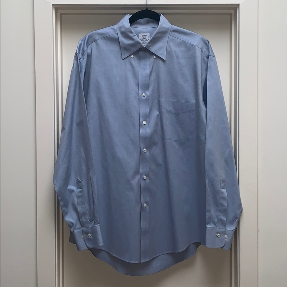 Enro light blue button down collared shirt